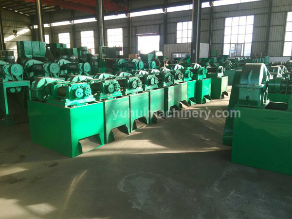 Double roller extrusion pelleting machine