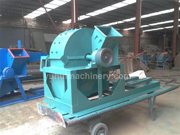 wood crushing machine